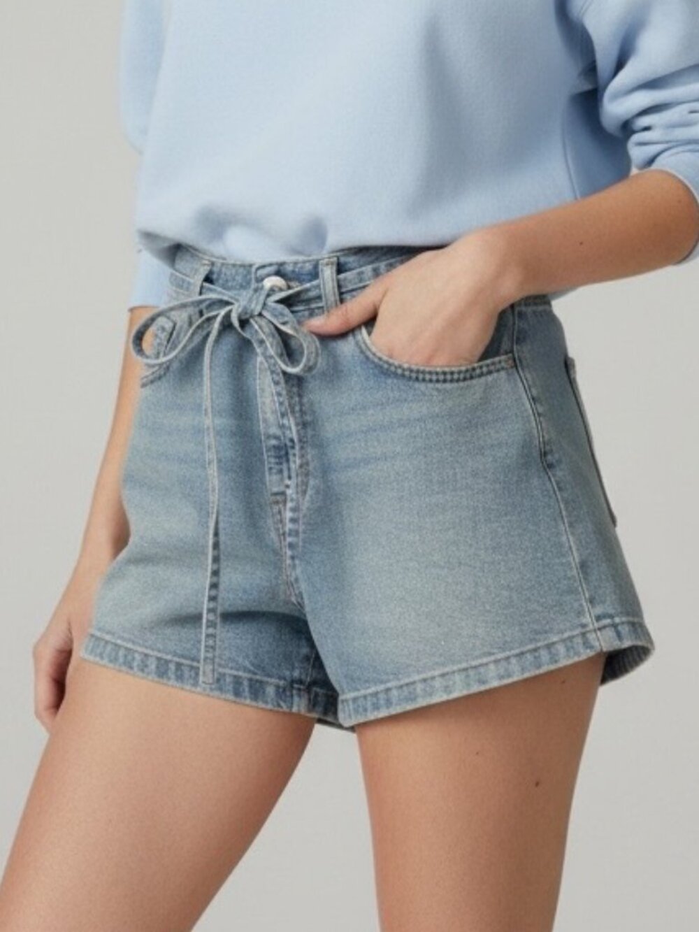 Levi Strauss Signature Vintage High Rise Denim Shorts Belted Blue Size 4 W27